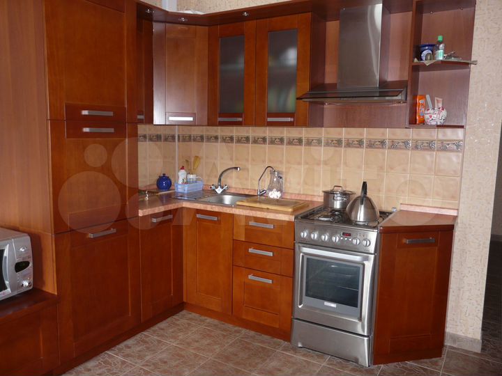 2-к. квартира, 65 м², 2/3 эт.