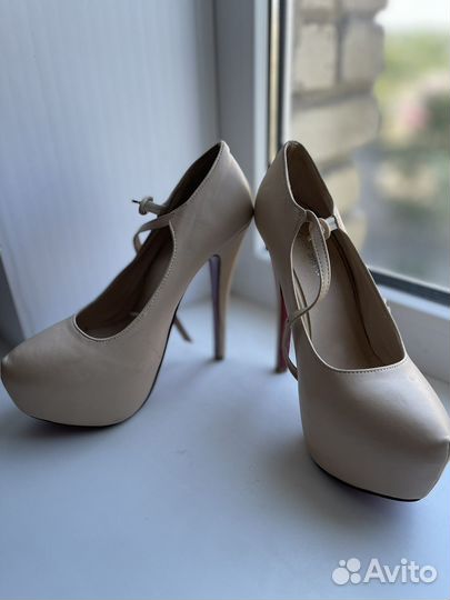 Туфли женские 39 размер