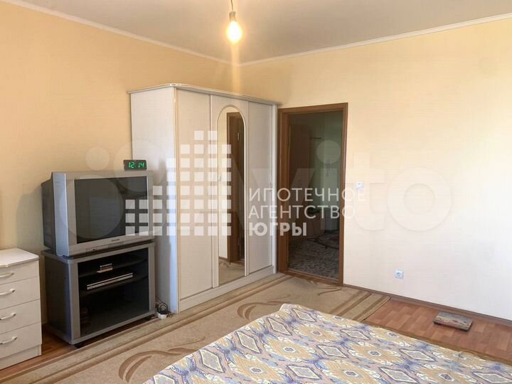 2-к. квартира, 70 м², 5/12 эт.