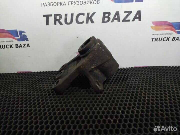 Кронштейн передней рессоры задний Volvo VNL