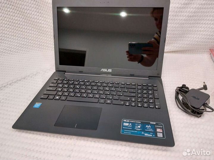 Ноутбук asus X553M