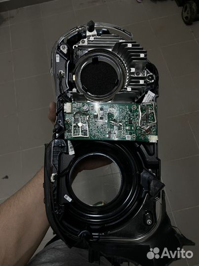 Фара dodge challenger