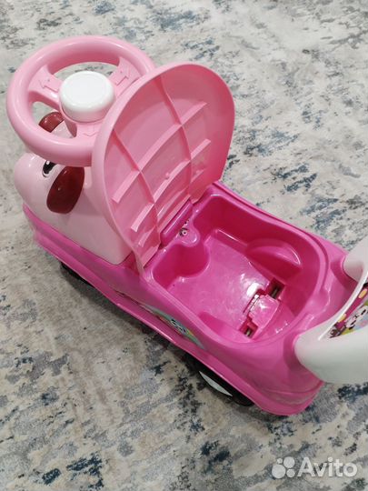 Машинка каталка толокар