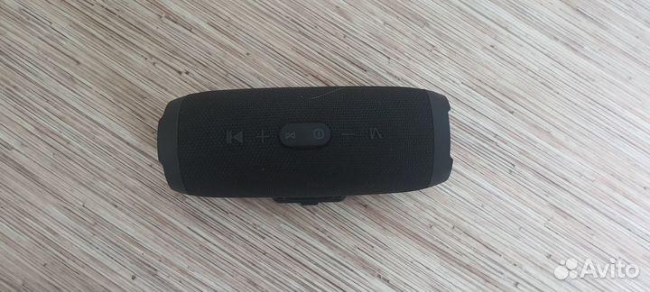 Колонка jbl charge 3