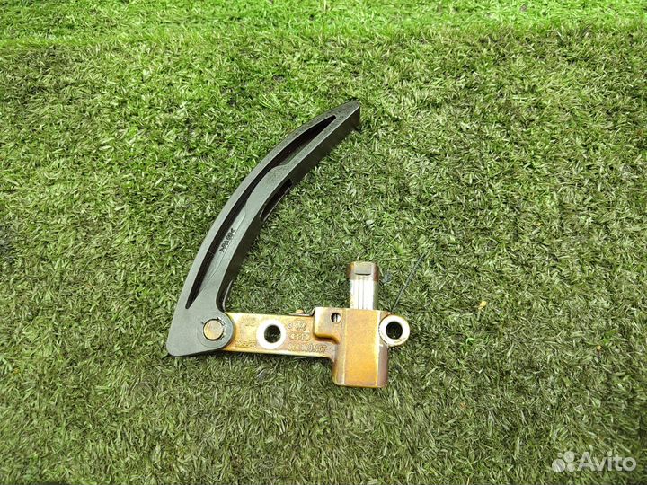 Натяжитель цепи VAG Volkswagen Passat b6 3C