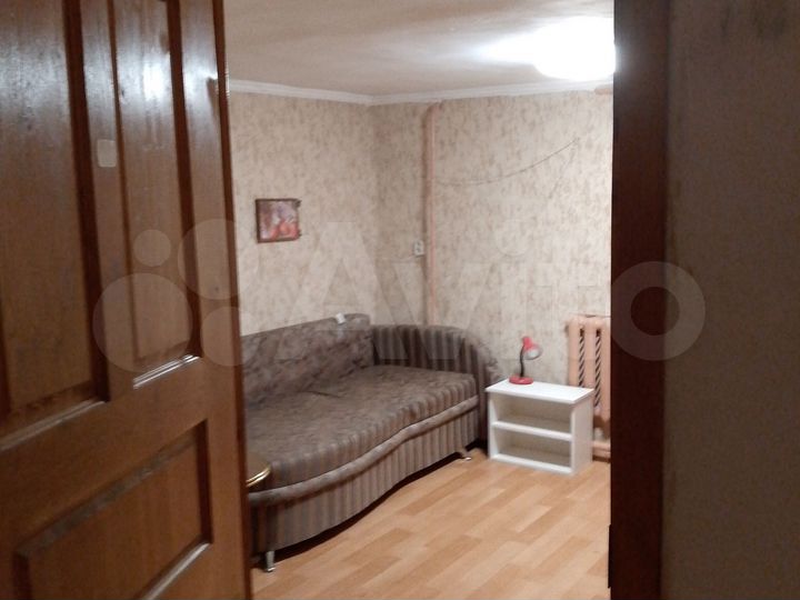 Комната 18 м² в 3-к., 2/2 эт.