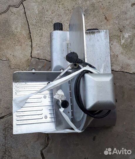 Слайсер, колбасорезка