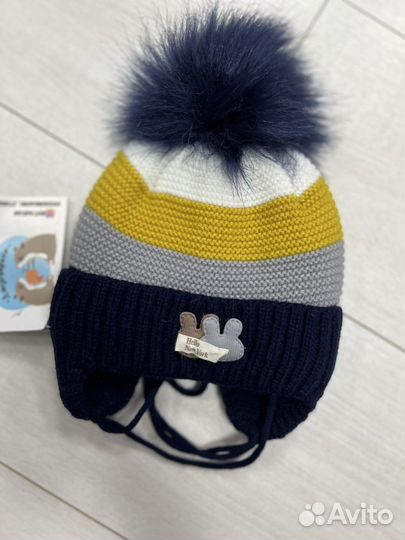 Детская шапка с помпоном