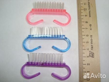 Щетка-сметка маникюрная