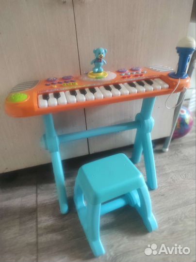 Пианино игрушечное