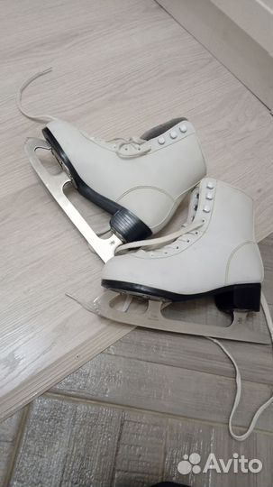 Коньки фигурные 35/36