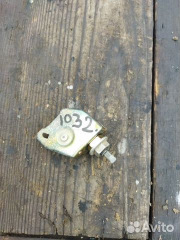 Замок лючка бензобака Toyota Mark Ii JZX90 1jzgte