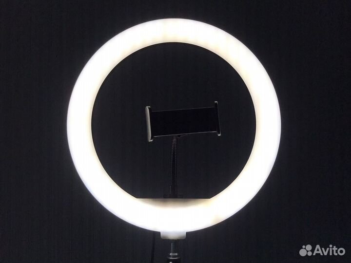 Кольцевая лампа со штативом бу