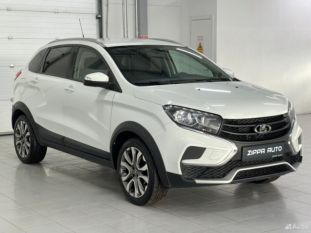 ВАЗ (LADA) XRAY Cross 1.8 MT, 2019, 101 939 км