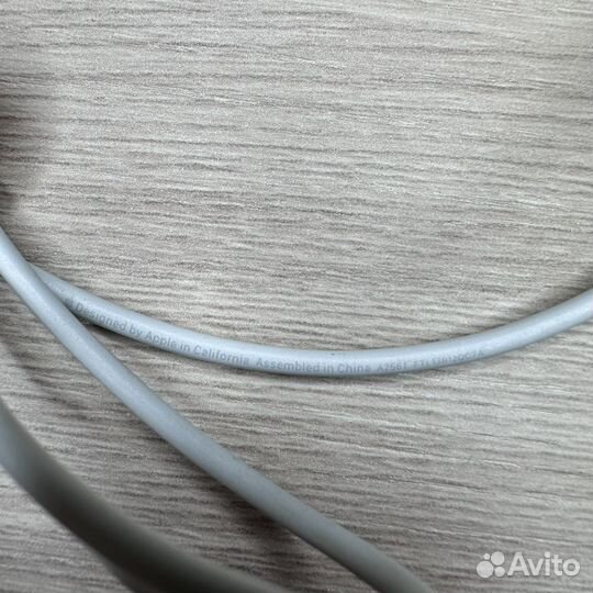 Оригинальная Apple зарядка 20w