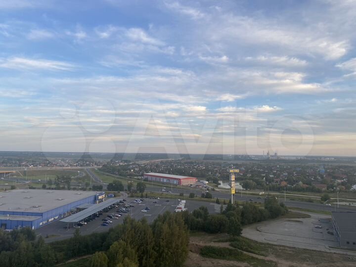 3-к. квартира, 90,5 м², 16/16 эт.