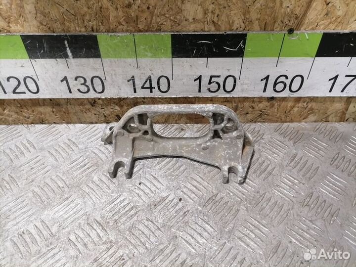 Кронштейн кпп Renault Scenic 2003 2009