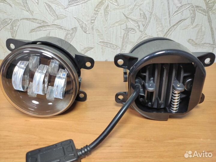 Противотуманные фары Веста, Форд, Рено