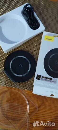 Зарядное беспроводное устройство Baseus новое