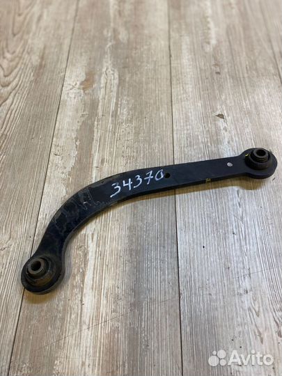 Рычаг задний Toyota Avensis II AZT250 T250