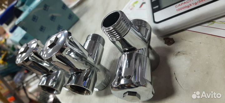 Кран трехходовой 1/2х1/2х3/4 дюйма RR 259