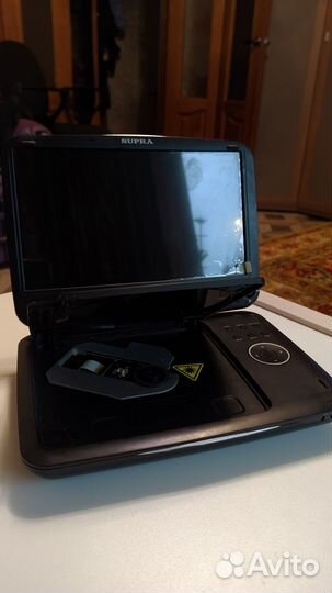 Портативный видеопроигрыватель DVD/USB