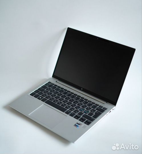 HP Elitebook 830 G9 i5-1235U 16GB 256GB wuxga