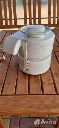 Электросоковыжималка Славянка свпп -301 новая