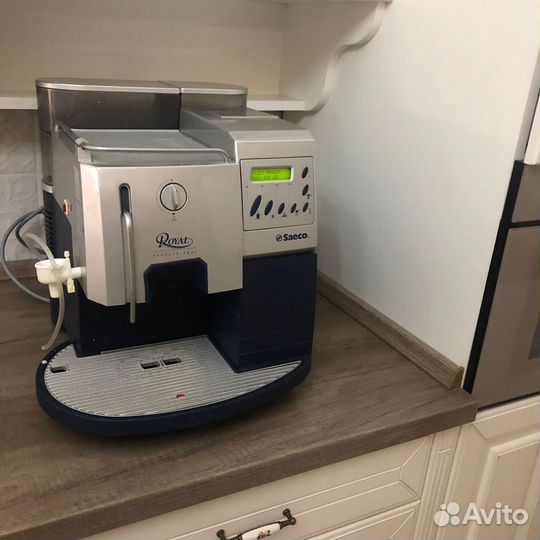Кофемашина saeco royal professional