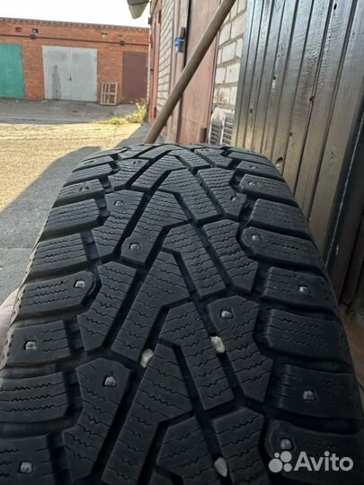 Pirelli Ice Zero 205/55 R16