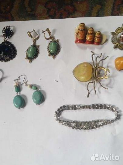 Серьги и брошь