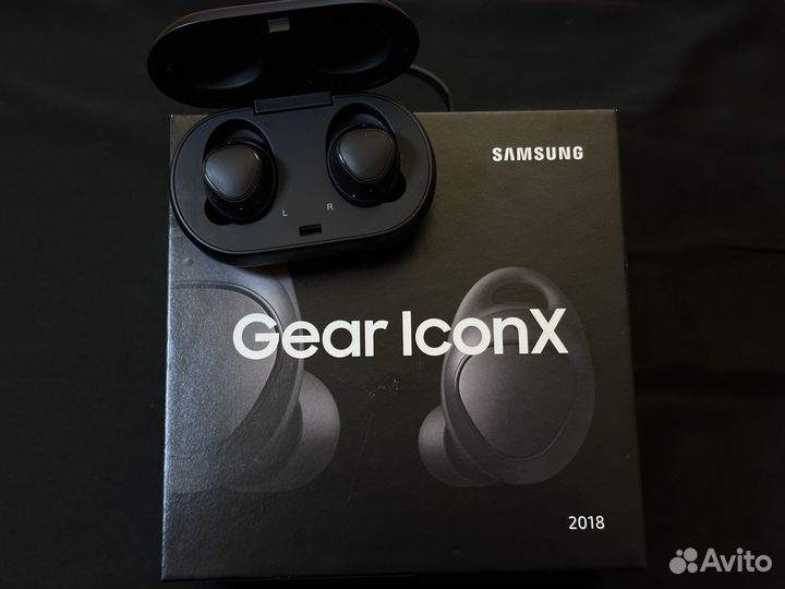 Беспроводные наушники samsung gear iconx