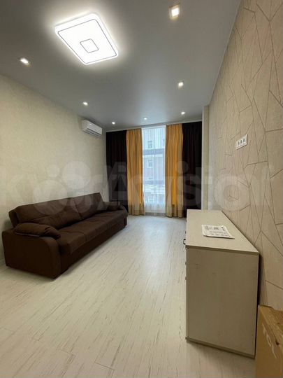 2-к. квартира, 75 м², 2/10 эт.