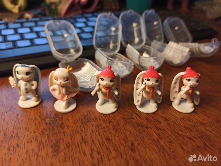 Фигурки из шоколадных шаров зайки Пиглет