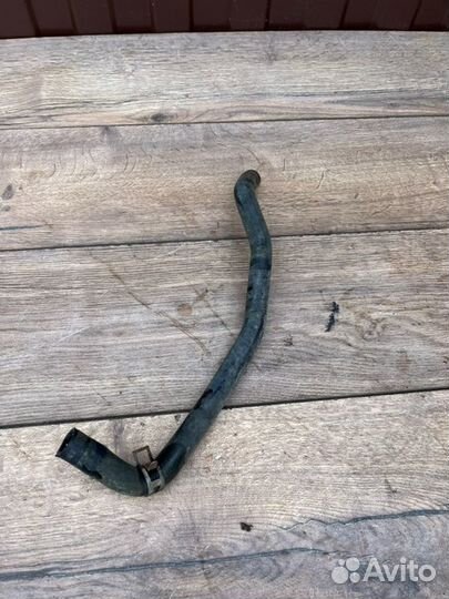 Патрубок охлаждения двигателя Mazda 3 1.6 2006