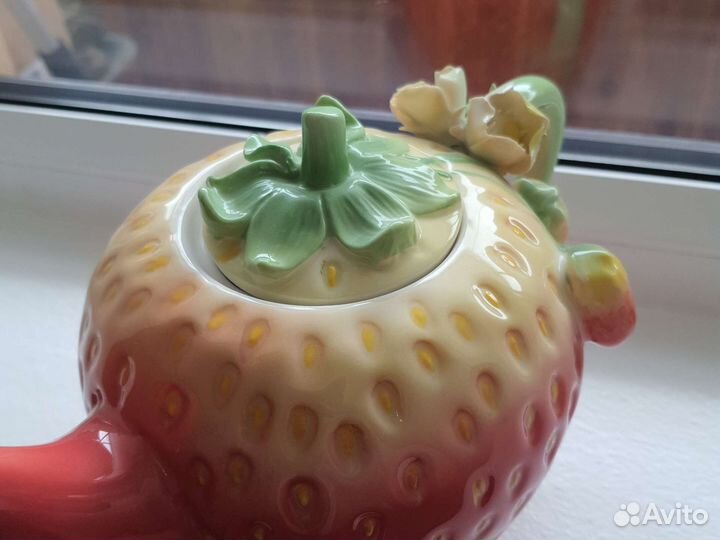 Заварочный чайник Клубника Bassano