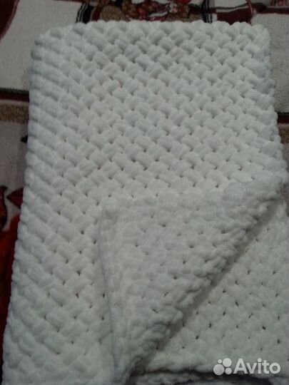 Плед детский вязаный