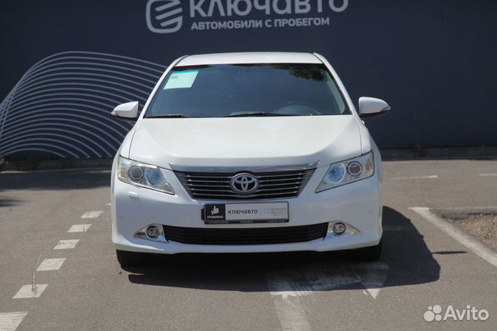 Toyota Camry 3.5 AT, 2014, 250 000 км