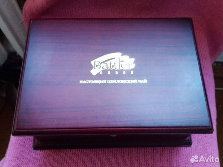 Деревянная шкатулка для украшений или чая