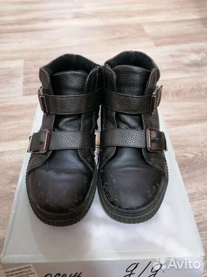 Ботинки демисезонные 32 для девочки