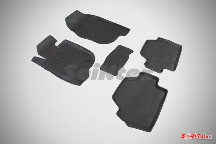 Резиновые коврики на Mitsubishi Pajero Sport