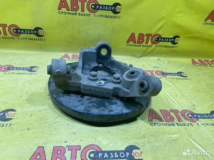 Кулак задний левый Nissan Teana J31 VQ23DE 2007