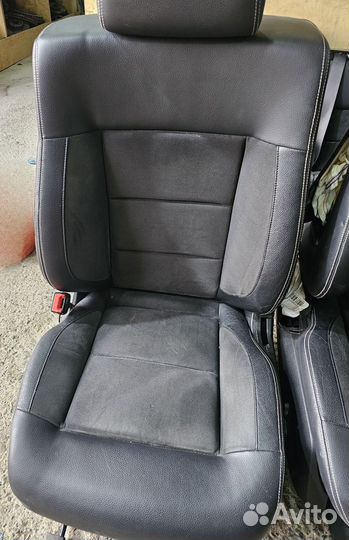 Сиденья Mercedes W212 рест AMG пакет
