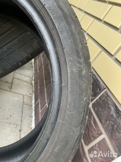 Bridgestone Potenza S001 225/45 R18 и 245/40 R18 95Y