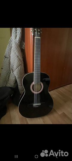Продам гитару б/у