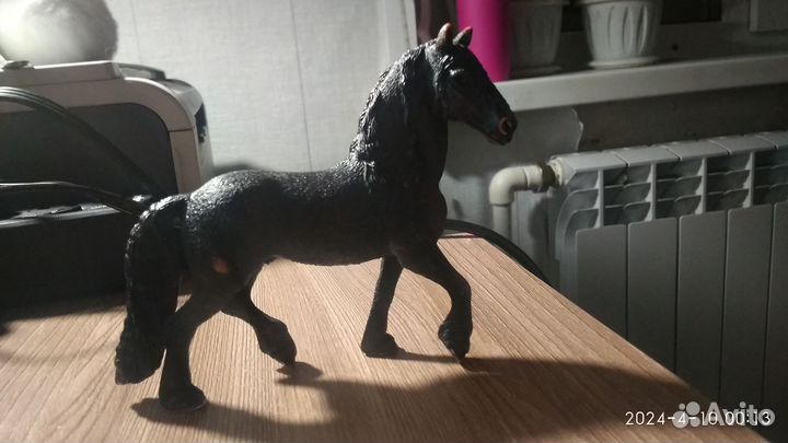 Фигурки лошадей schleich