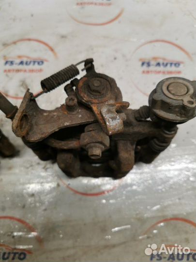 Суппорт тормозной задний Opel Mokka 1.6 F16D4 2014