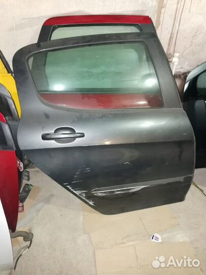 Дверь задняя правая peugeot 308 серый