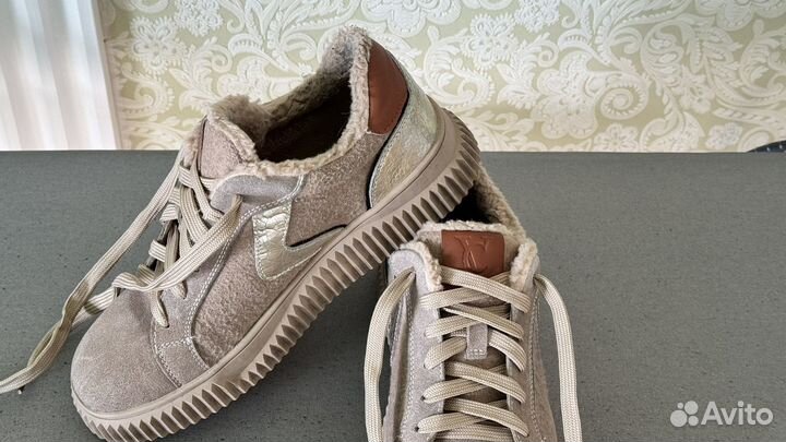 Кеды Витачи р-р 39,5 в носке 1 сезон