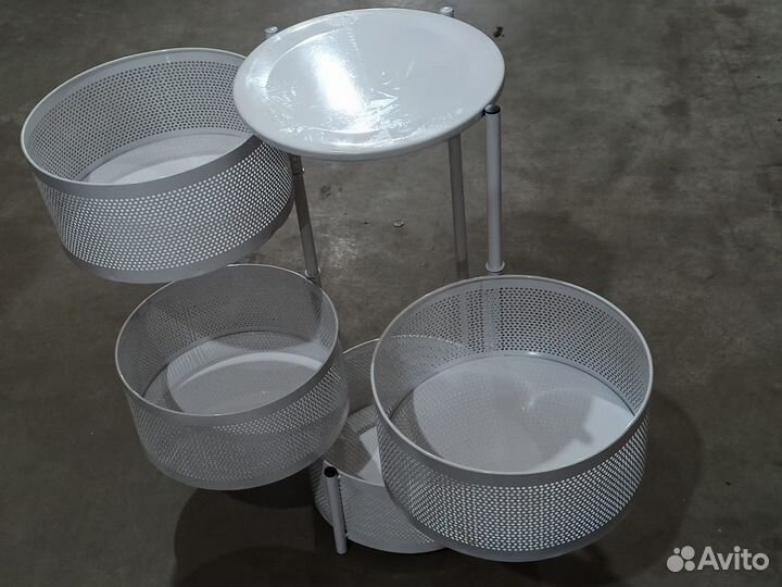 Этажерка металлическая на колесиках